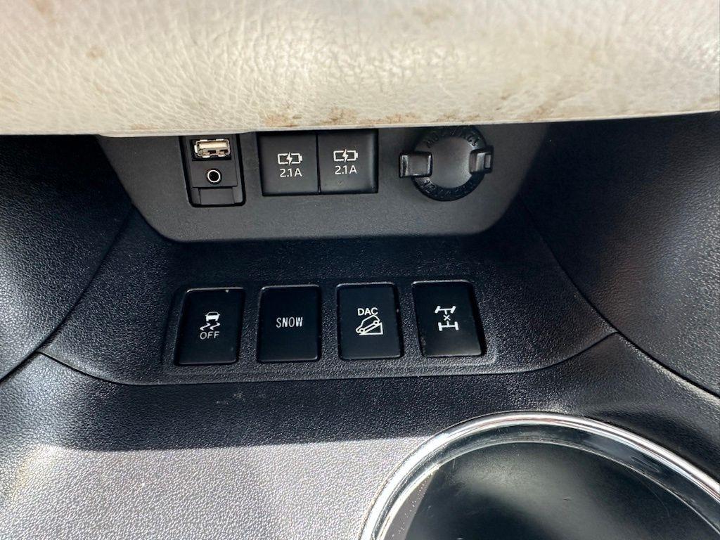 Toyota Highlander Limited V6 AWD (Natl) 2017