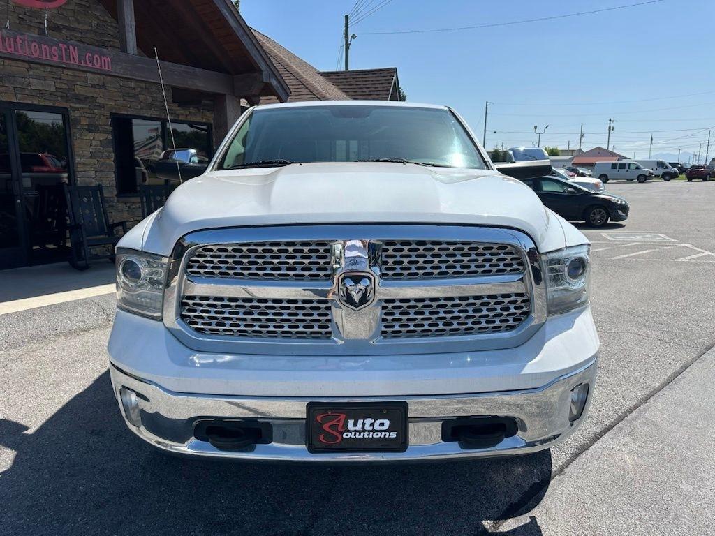 RAM 1500 4WD Crew Cab 140.5" Laramie 2013