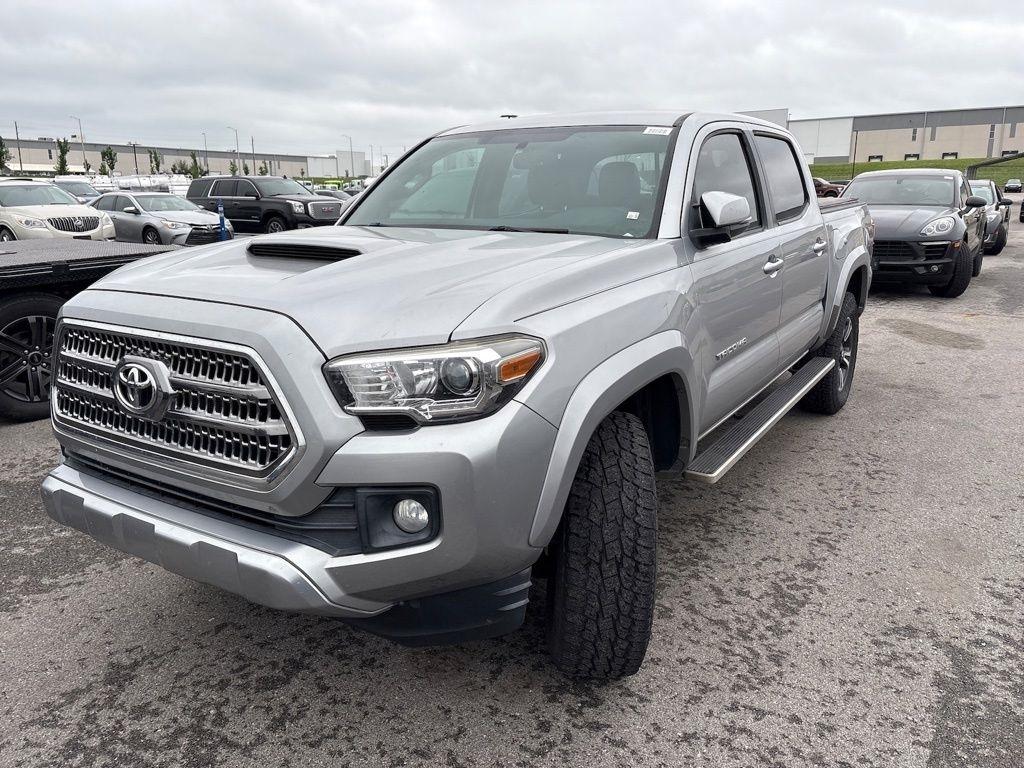 Toyota Tacoma 2WD Double Cab V6 AT TRD Off Road (Natl) 2016