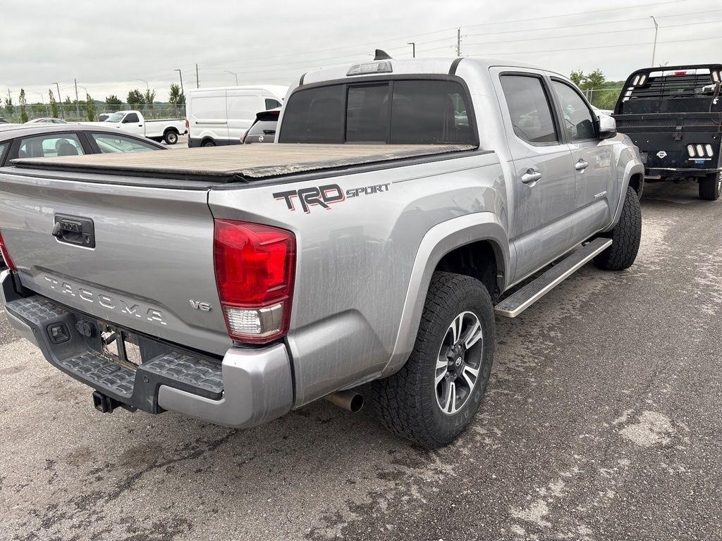 Toyota Tacoma 2WD Double Cab V6 AT TRD Off Road (Natl) 2016