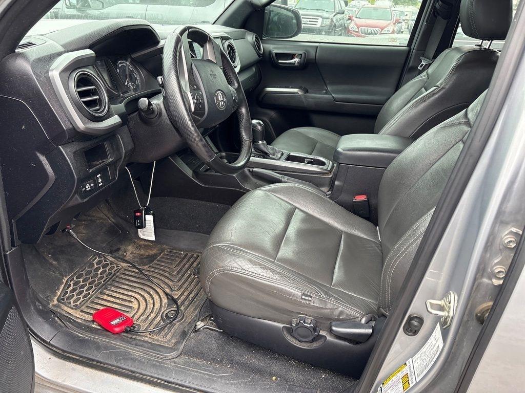 Toyota Tacoma 2WD Double Cab V6 AT TRD Off Road (Natl) 2016