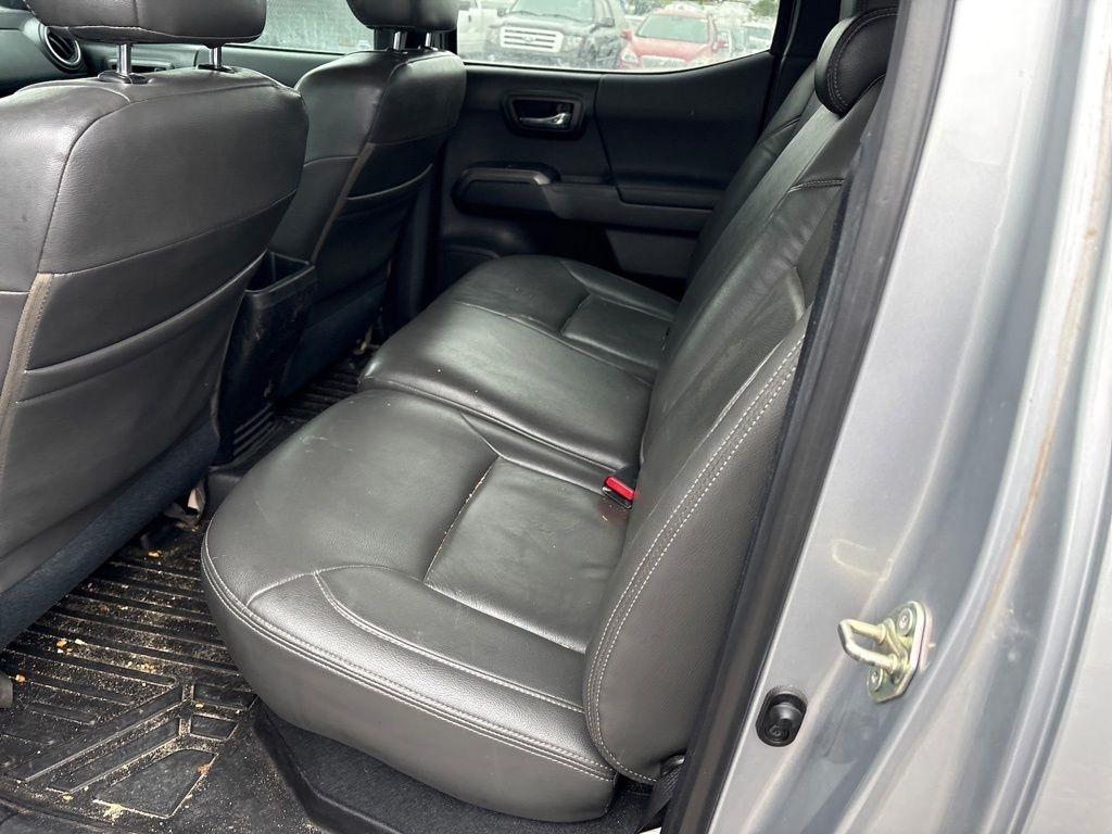 Toyota Tacoma 2WD Double Cab V6 AT TRD Off Road (Natl) 2016