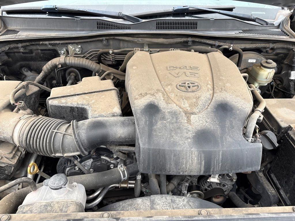 Toyota Tacoma 2WD Double Cab V6 AT TRD Off Road (Natl) 2016