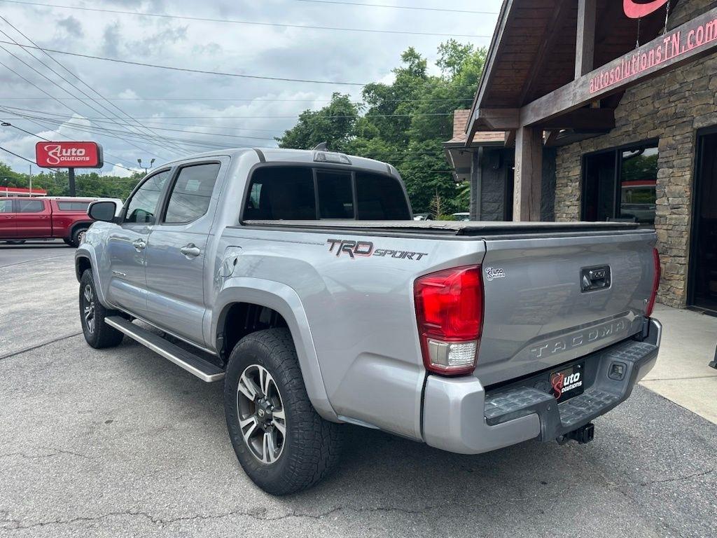 Toyota Tacoma 2WD Double Cab V6 AT TRD Sport (Natl) 2016