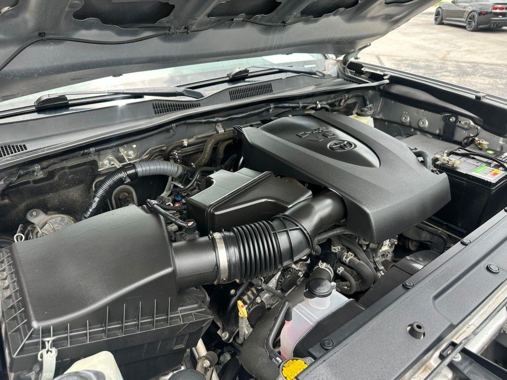 Toyota Tacoma 2WD Double Cab V6 AT TRD Sport (Natl) 2016