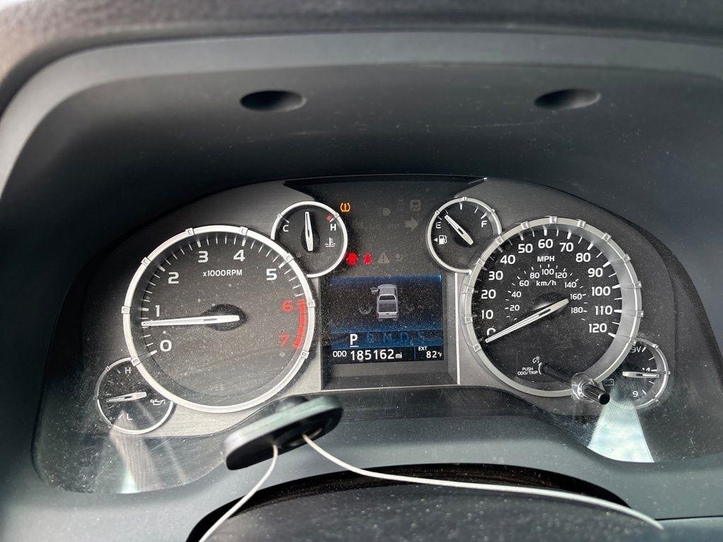 Toyota Tundra 4WD Truck CrewMax 5.7L V8 6-Spd AT Platinum (Natl) 2015