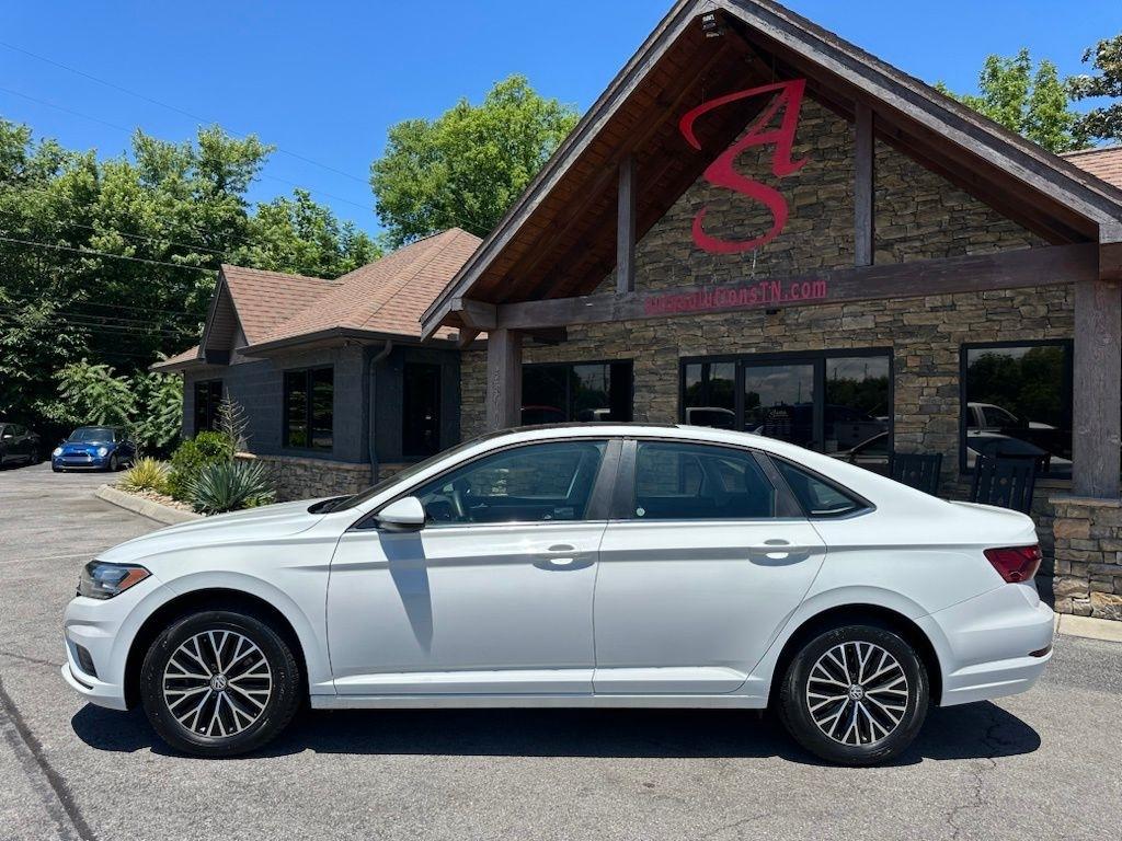 Volkswagen Jetta R-Line Auto w/SULEV 2020