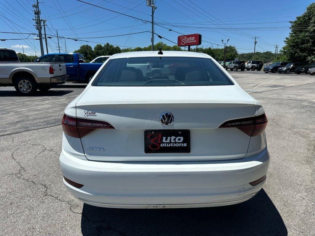 Volkswagen Jetta R-Line Auto w/SULEV 2020