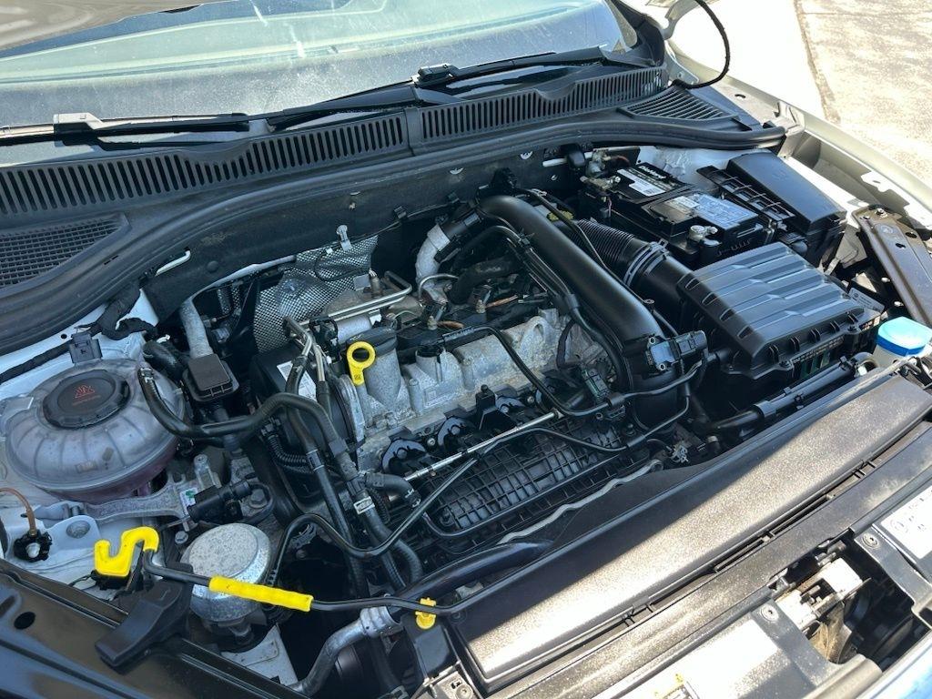 Volkswagen Jetta R-Line Auto w/SULEV 2020