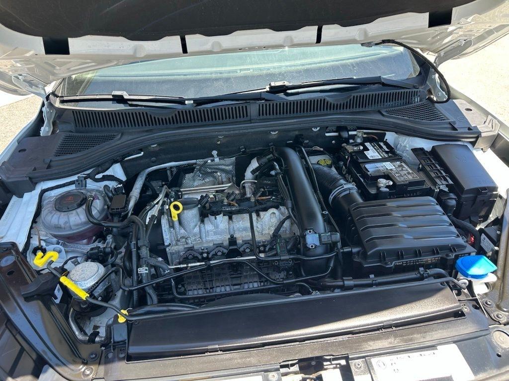 Volkswagen Jetta R-Line Auto w/SULEV 2020
