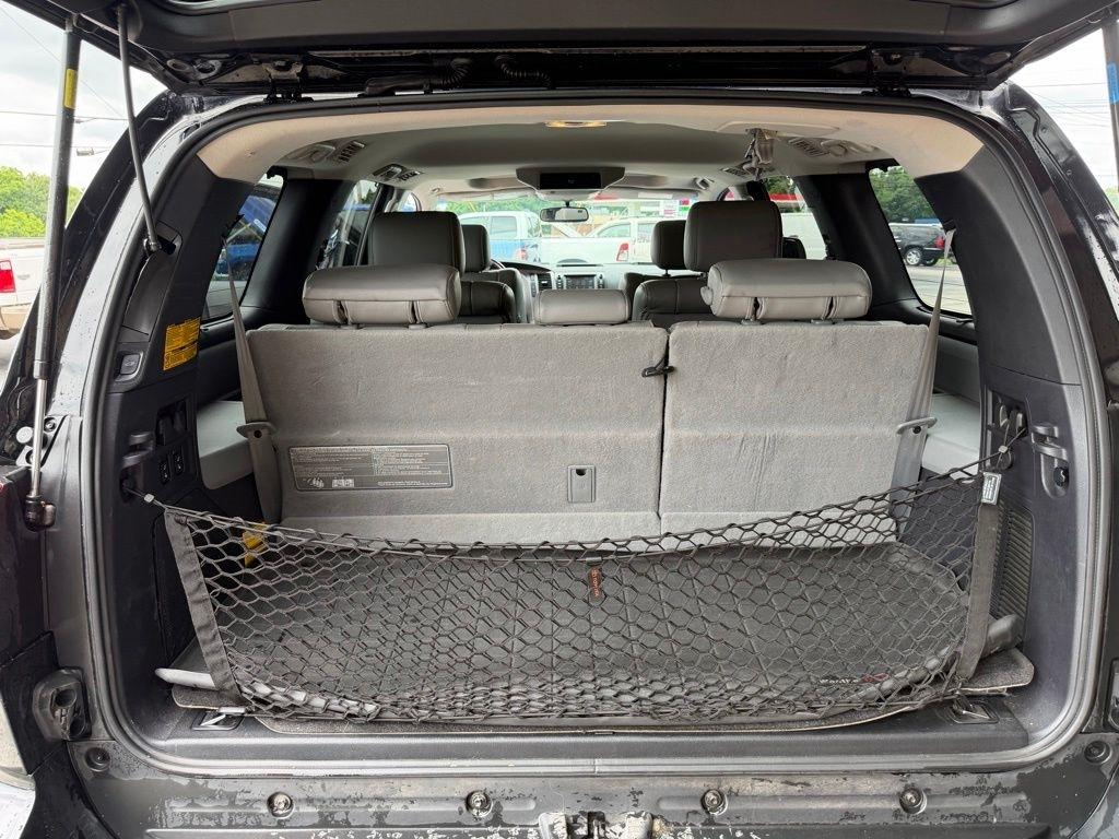 Toyota Sequoia 4WD 5.7L Platinum (Natl) 2013