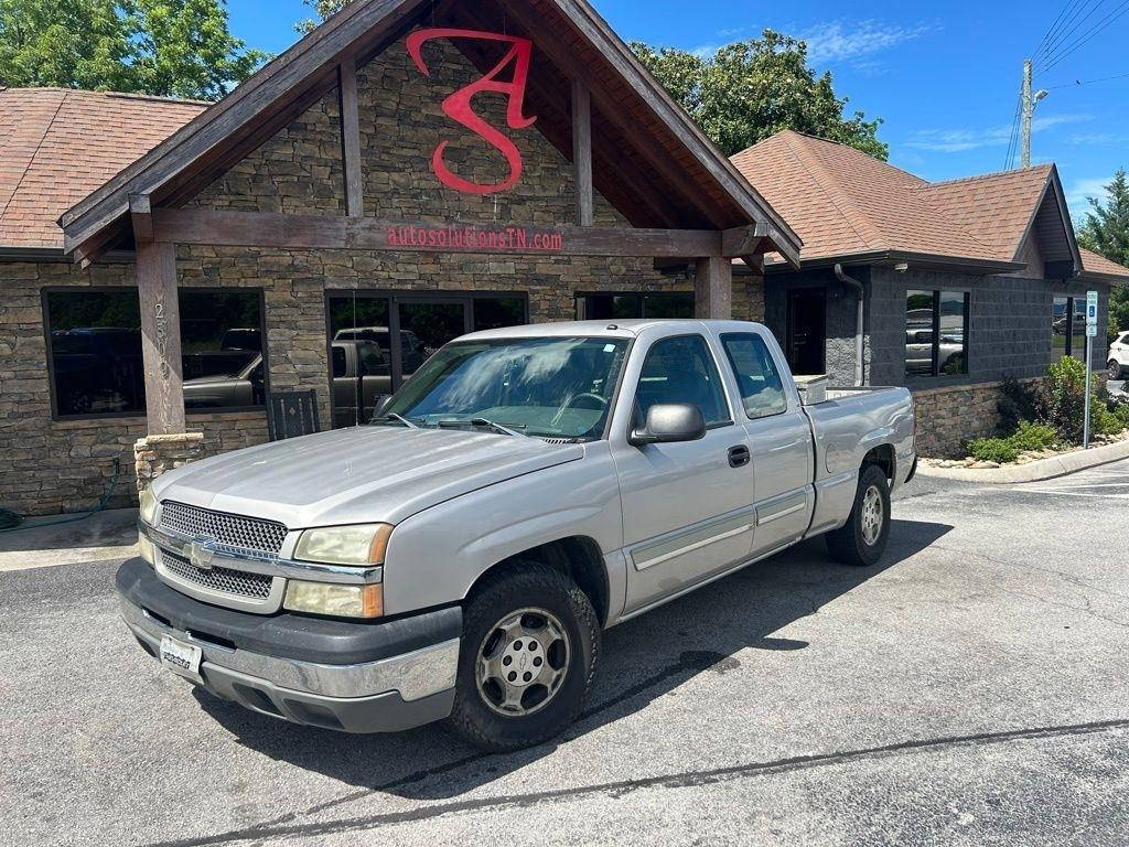 Chevrolet Silverado 1500 Ext Cab 143.5" WB LS 2004