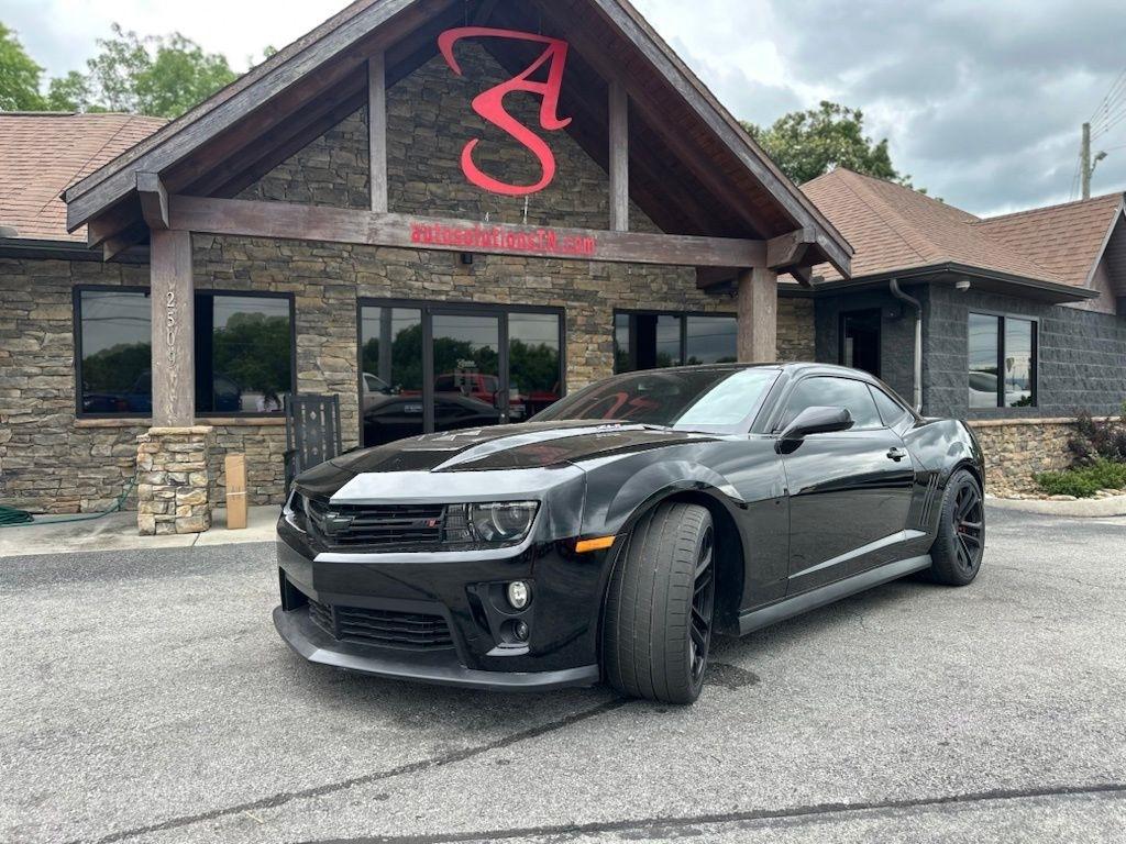 Chevrolet Camaro 2dr Cpe ZL1 2013