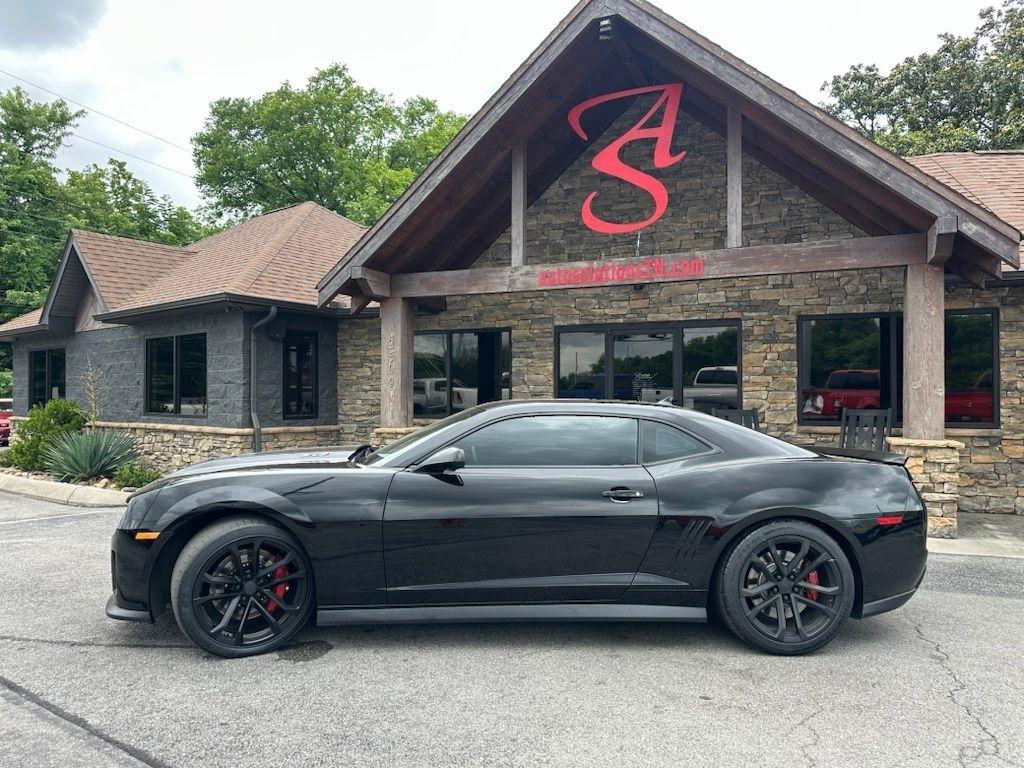 Chevrolet Camaro 2dr Cpe ZL1 2013