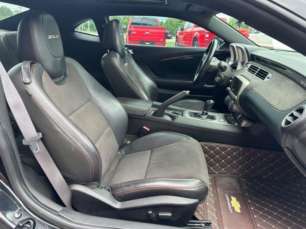 Chevrolet Camaro 2dr Cpe ZL1 2013
