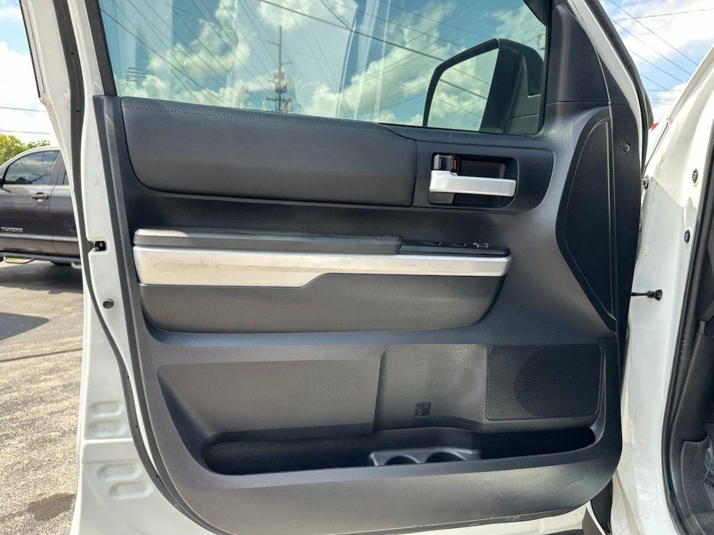Toyota Tundra 4WD 1794 Edition CrewMax 5.5' Bed 5.7L (Natl) 2019