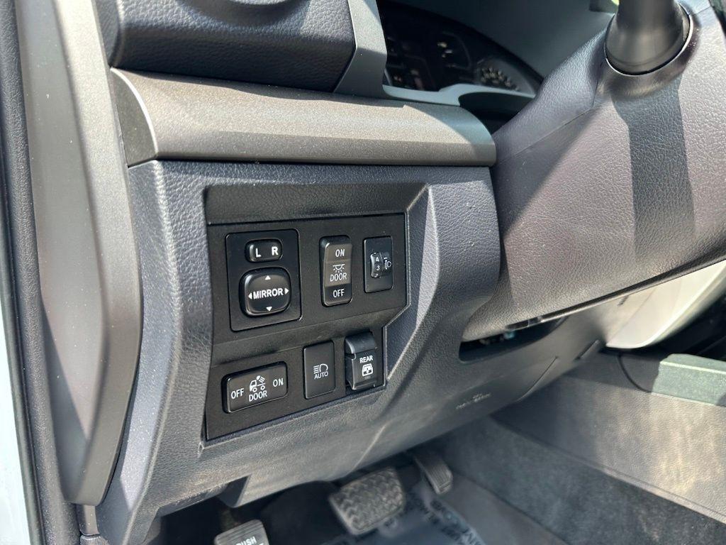 Toyota Tundra 4WD 1794 Edition CrewMax 5.5' Bed 5.7L (Natl) 2019