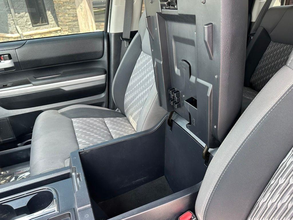 Toyota Tundra 4WD 1794 Edition CrewMax 5.5' Bed 5.7L (Natl) 2019