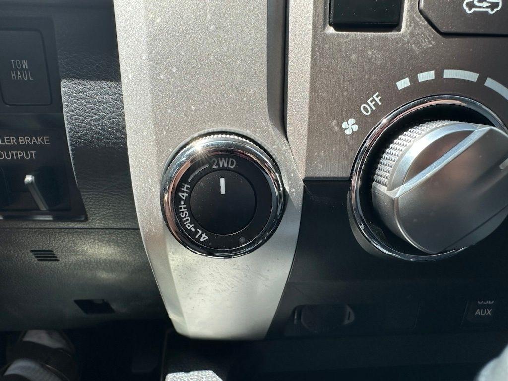 Toyota Tundra 4WD 1794 Edition CrewMax 5.5' Bed 5.7L (Natl) 2019