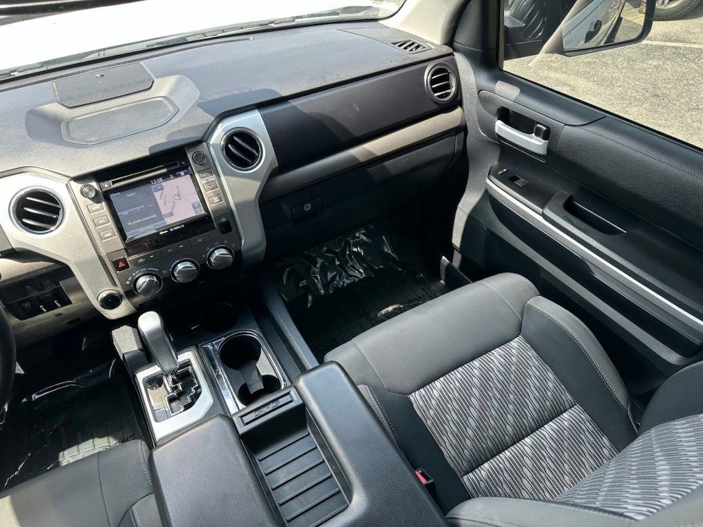 Toyota Tundra 4WD 1794 Edition CrewMax 5.5' Bed 5.7L (Natl) 2019
