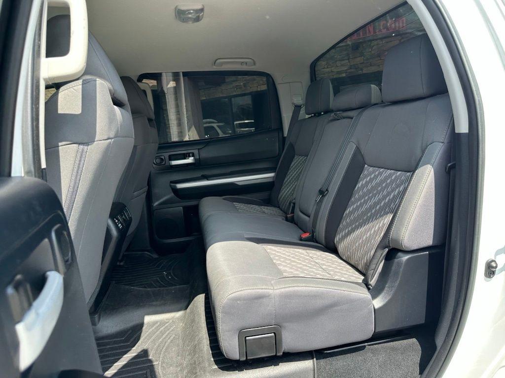Toyota Tundra 4WD 1794 Edition CrewMax 5.5' Bed 5.7L (Natl) 2019