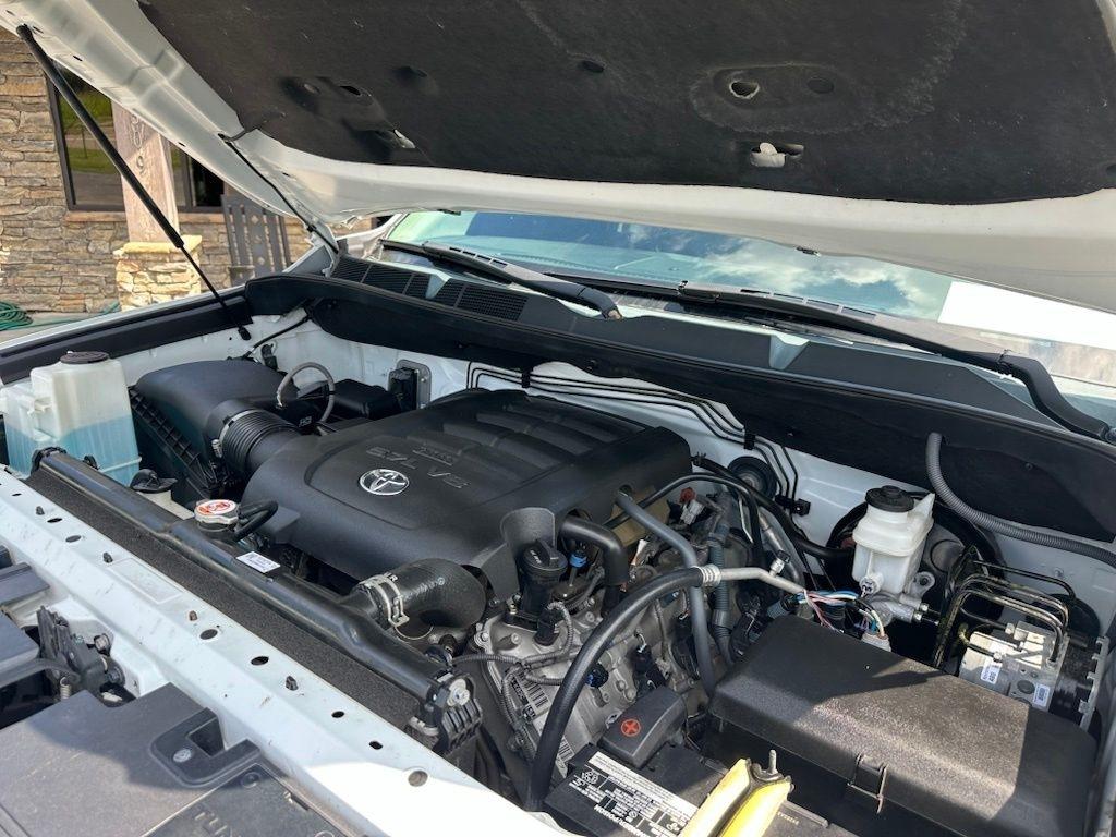 Toyota Tundra 4WD 1794 Edition CrewMax 5.5' Bed 5.7L (Natl) 2019