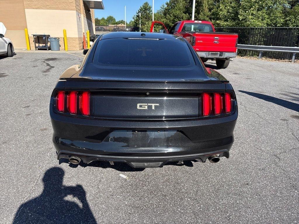 Ford Mustang GT Fastback 2017