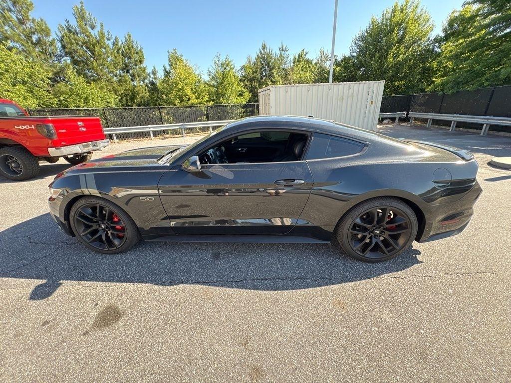 Ford Mustang GT Fastback 2017