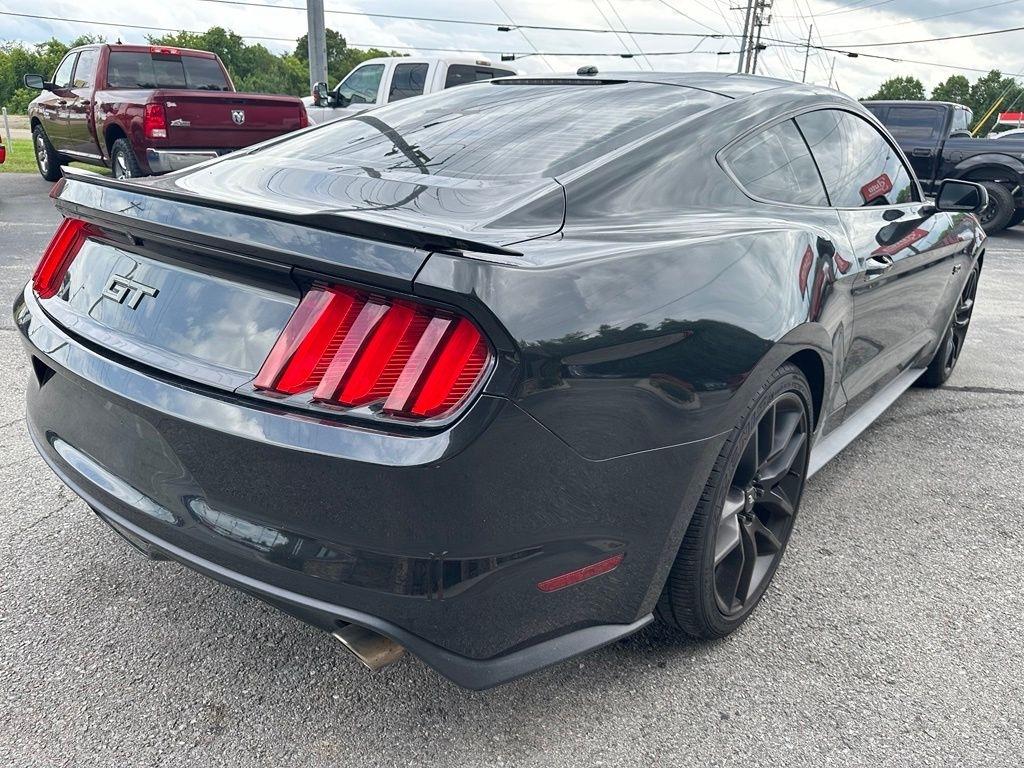 Ford Mustang GT Fastback 2017