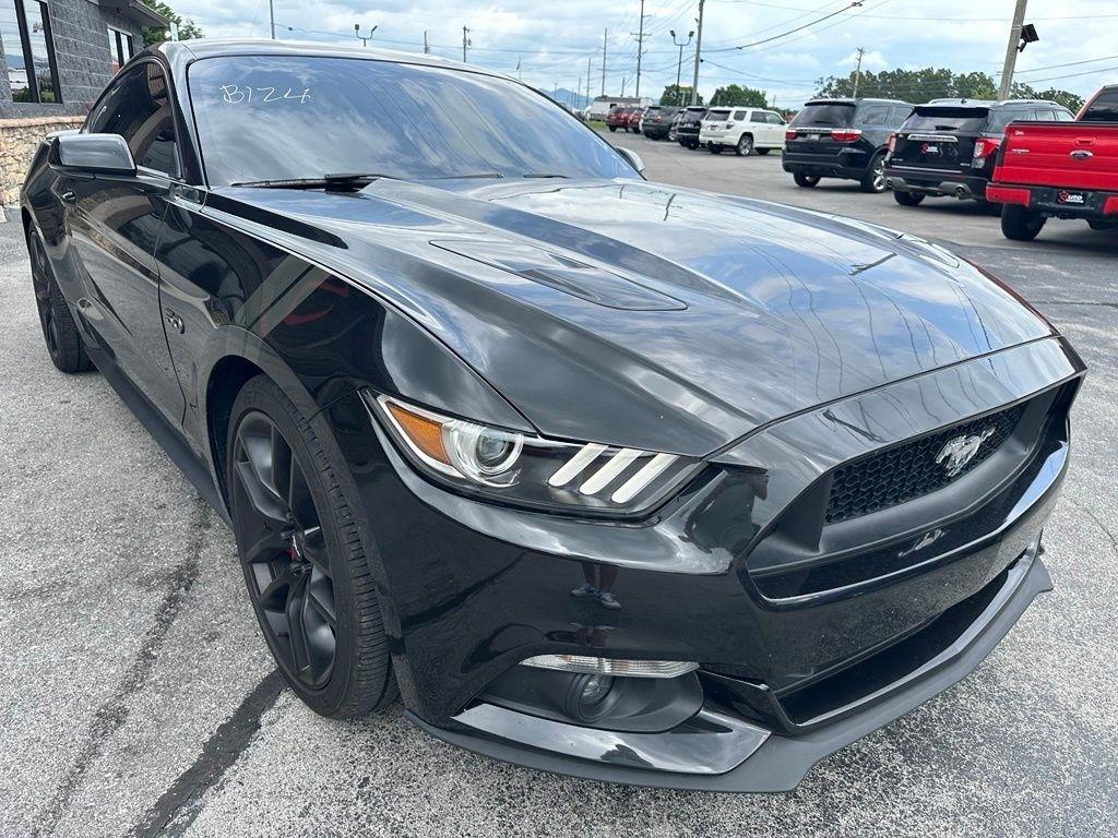 Ford Mustang GT Fastback 2017