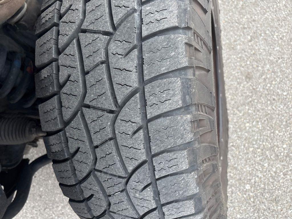 Toyota Tundra 4WD Truck CrewMax 5.7L FFV V8 6-Spd AT TRD Pro (Natl) 2015