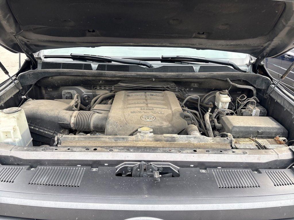 Toyota Tundra 4WD Truck CrewMax 5.7L FFV V8 6-Spd AT TRD Pro (Natl) 2015
