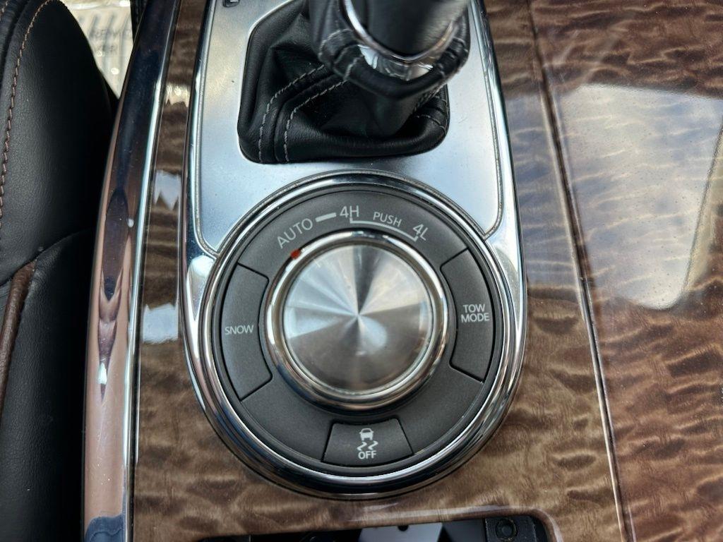Nissan Armada 4x4 Platinum 2019