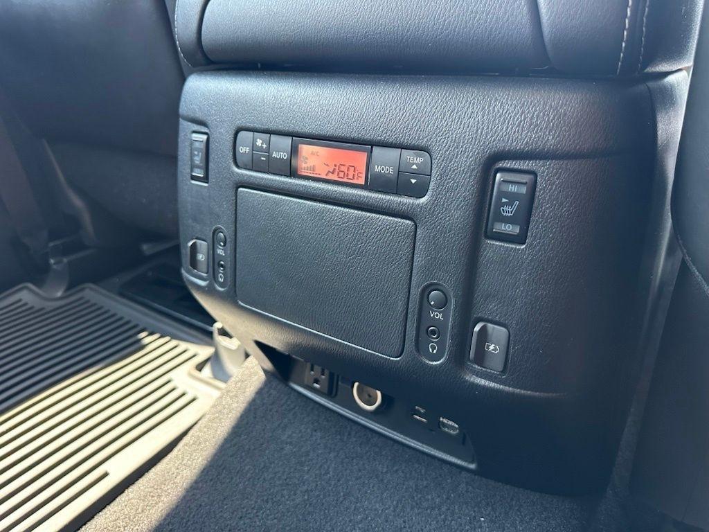 Nissan Armada 4x4 Platinum 2019