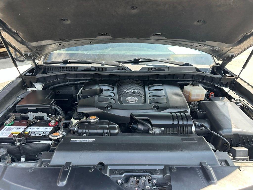 Nissan Armada 4x4 Platinum 2019
