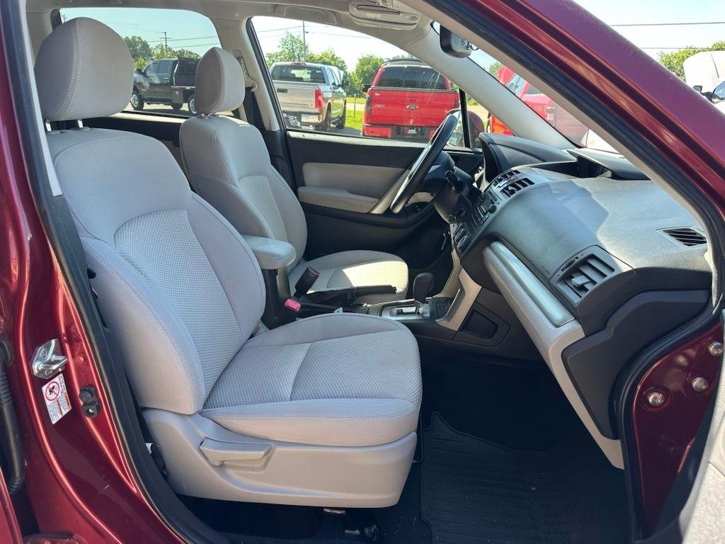 Subaru Forester 4dr CVT 2.5i Premium PZEV 2015