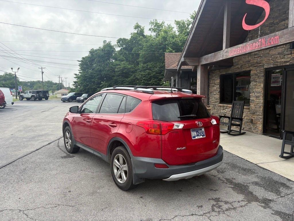Toyota RAV4 FWD 4dr XLE (Natl) 2015