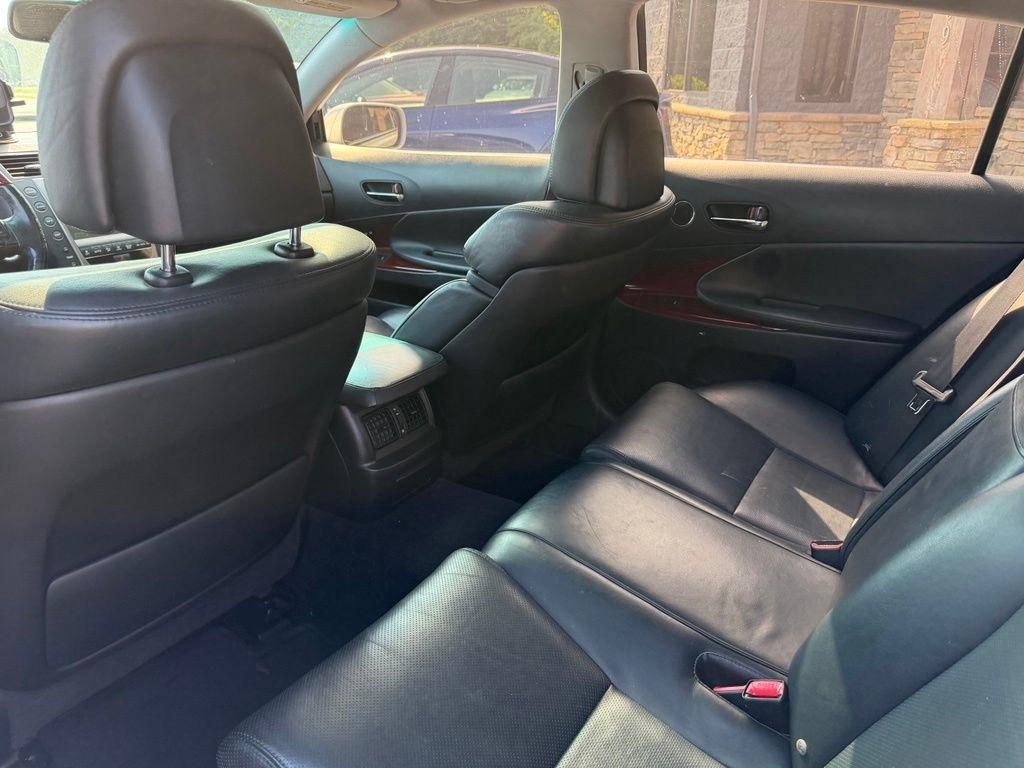 Lexus GS 300 4dr Sdn RWD 2006