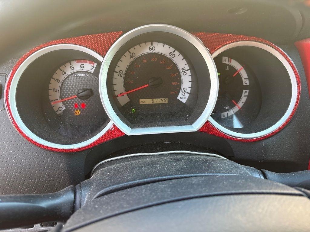 Toyota Tacoma 4WD Double Cab V6 AT (Natl) 2015
