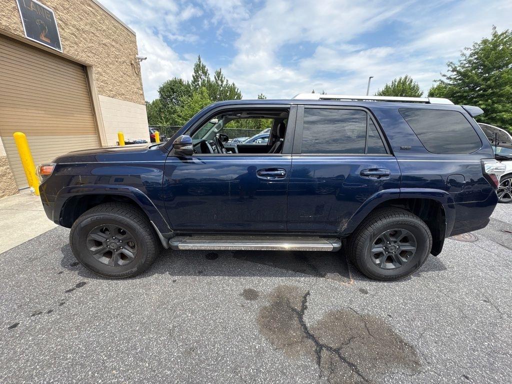 Toyota 4Runner TRD Off Road Premium 4WD (Natl) 2017
