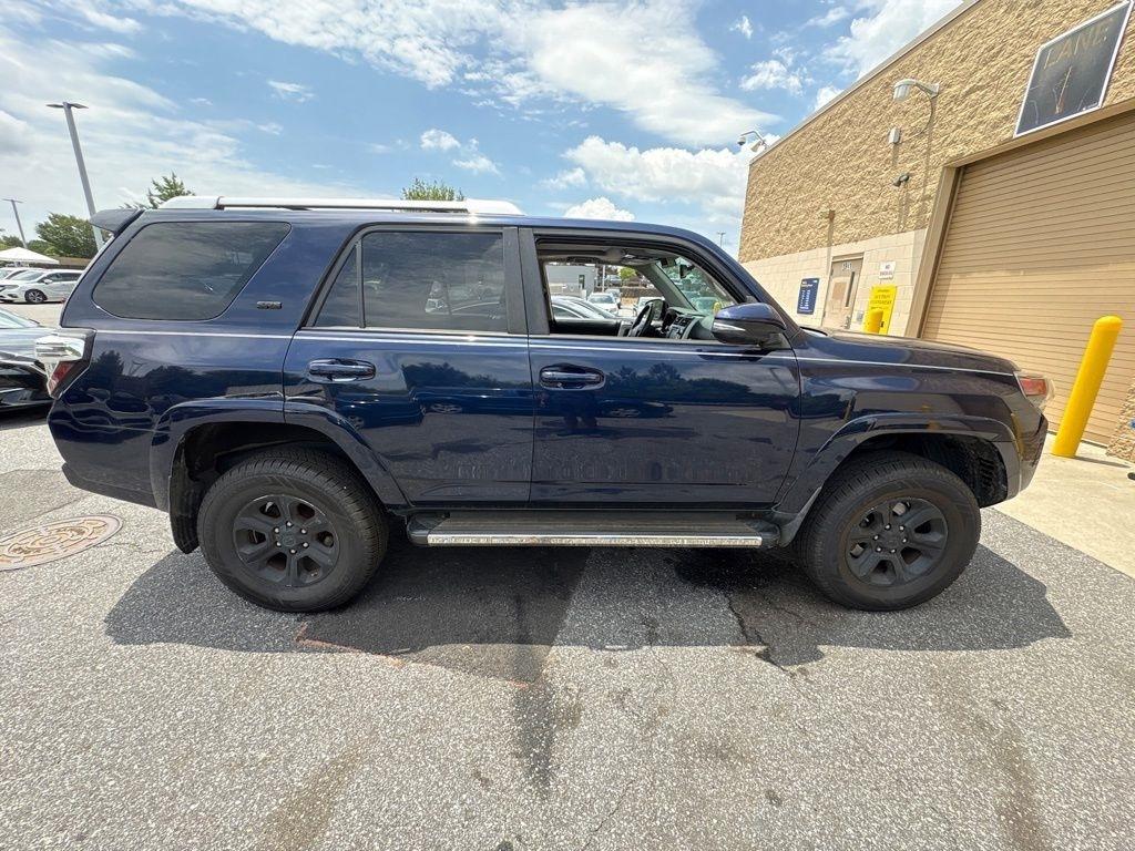 Toyota 4Runner TRD Off Road Premium 4WD (Natl) 2017