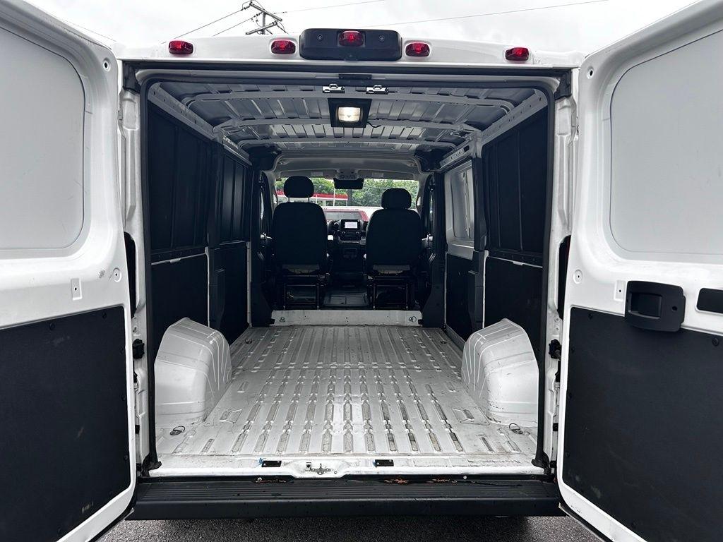 RAM ProMaster Cargo Van Tradesman 2500 Low Roof 136" WB w/Pass Seat 2025