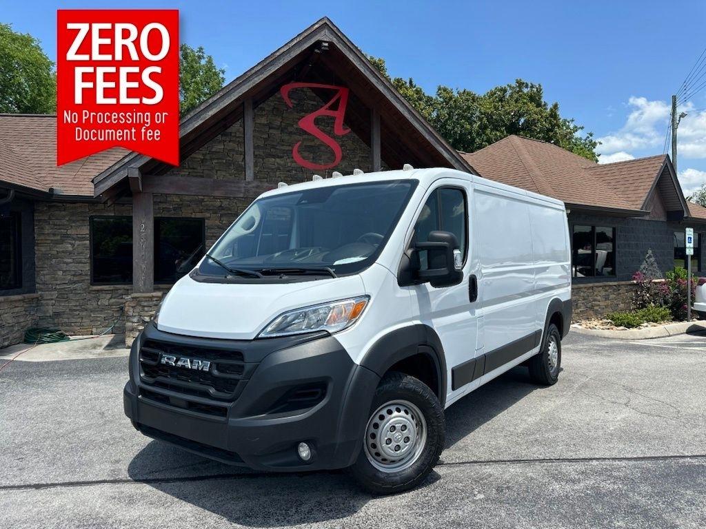 RAM ProMaster Cargo Van Tradesman 2500 Low Roof 136" WB w/Pass Seat 2025
