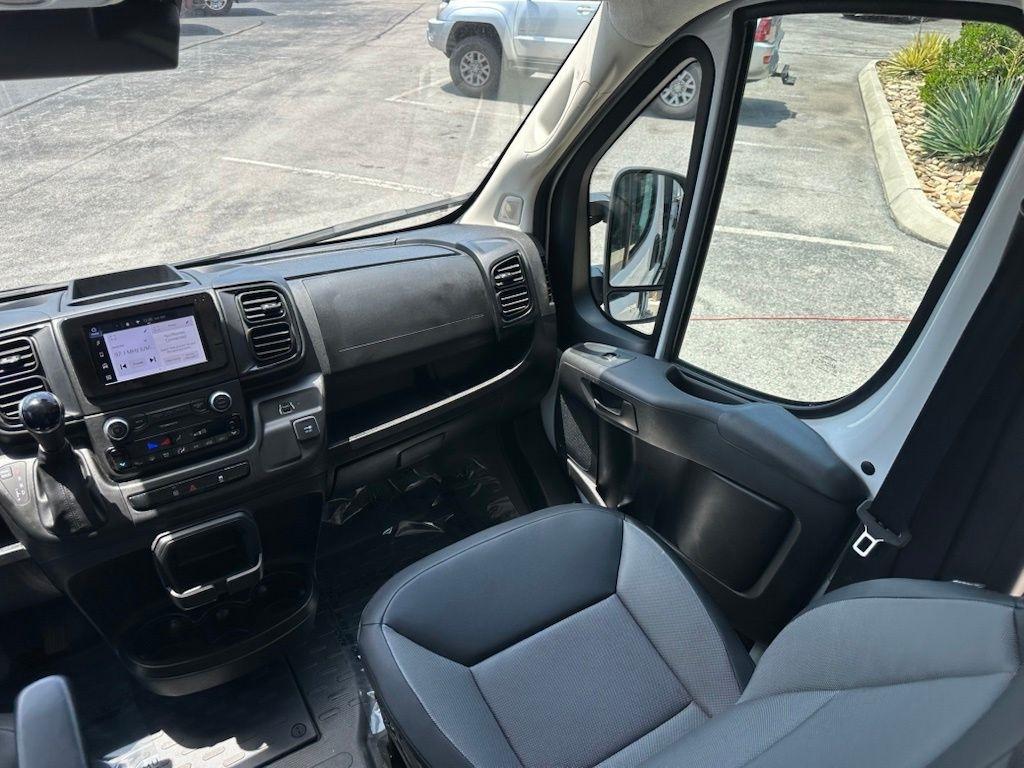 RAM ProMaster Cargo Van Tradesman 2500 Low Roof 136" WB w/Pass Seat 2025