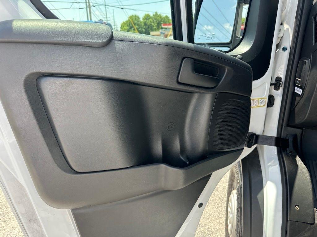 RAM ProMaster Cargo Van Tradesman 2500 Low Roof 136" WB w/Pass Seat 2025