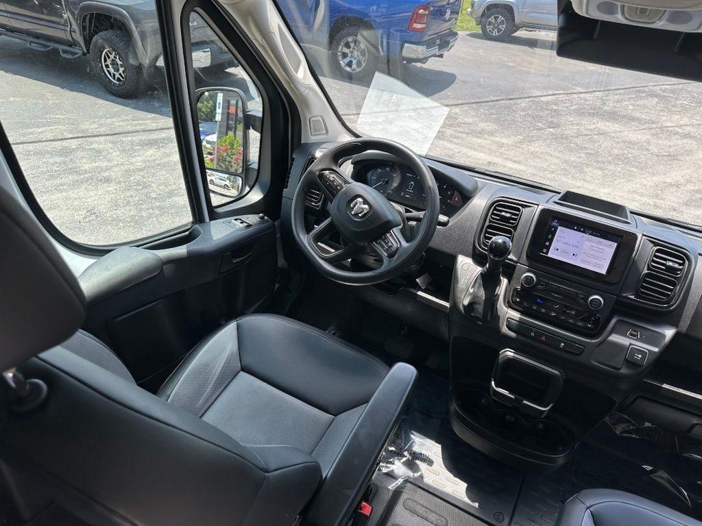 RAM ProMaster Cargo Van Tradesman 2500 Low Roof 136" WB w/Pass Seat 2025