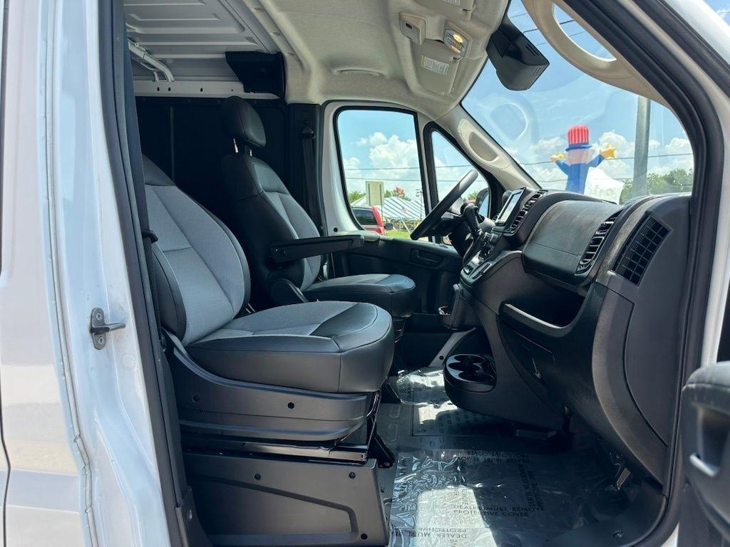 RAM ProMaster Cargo Van Tradesman 2500 Low Roof 136" WB w/Pass Seat 2025