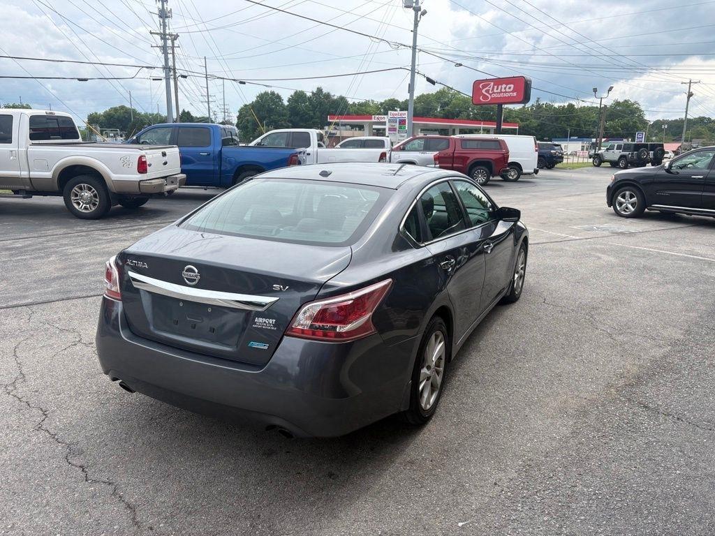 Nissan Altima 4dr Sdn I4 2.5 SV 2013