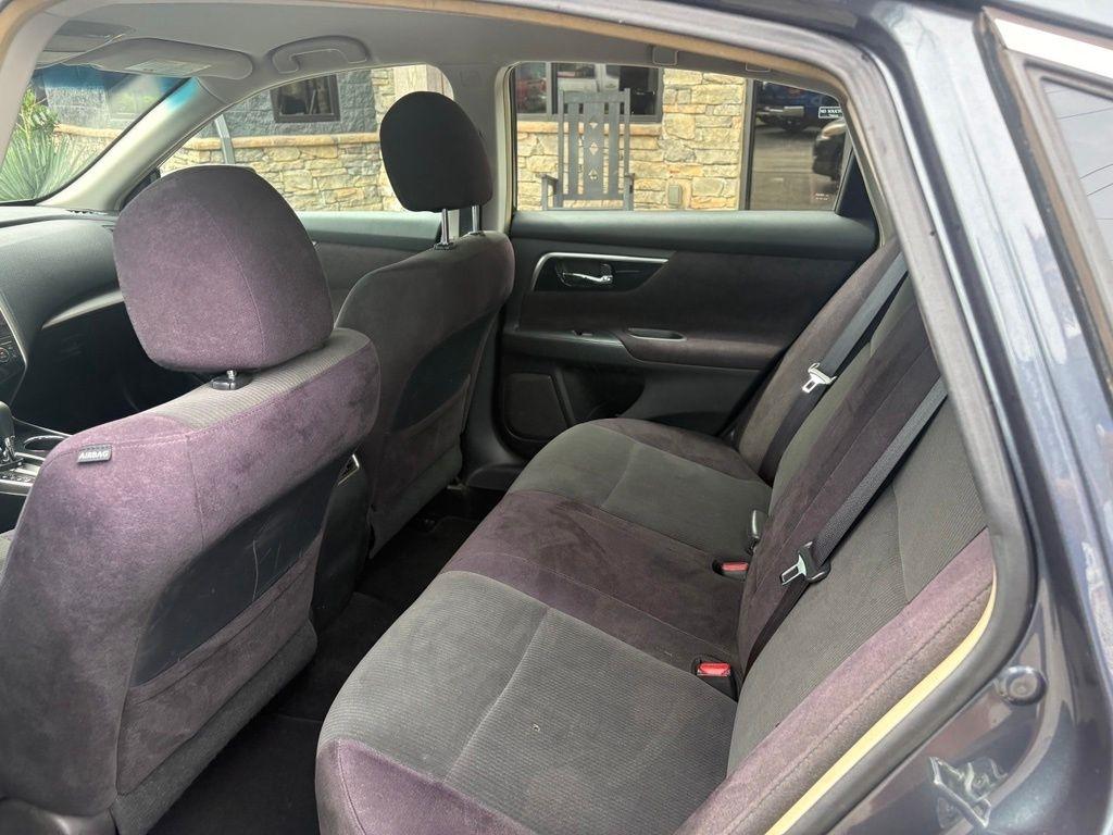 Nissan Altima 4dr Sdn I4 2.5 SV 2013