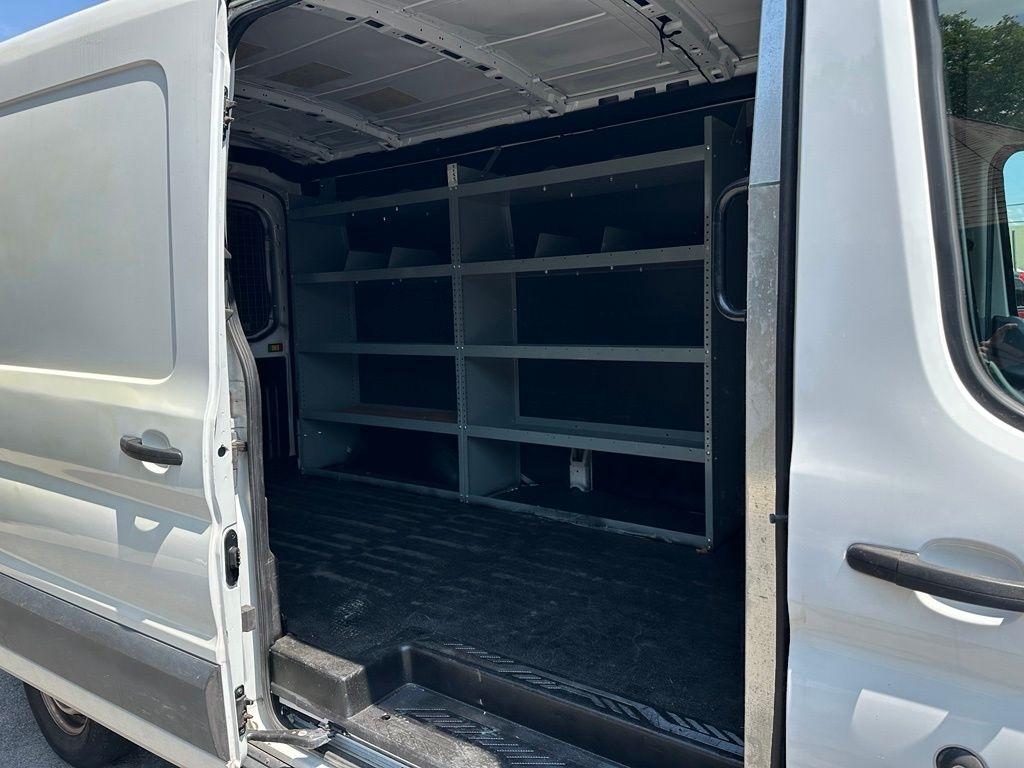Ford Transit Van T-250 148" Med Rf 9000 GVWR Sliding RH Dr 2019